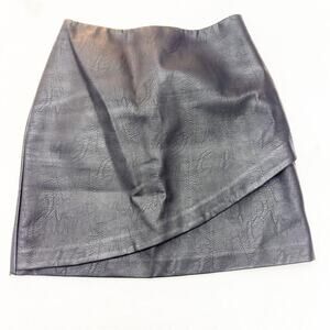 Club Monaco Black Faux Leather Mini Pencil Skirt Size 0